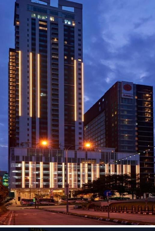 Suasana Jb At Jb Center Luxury Modern & Rustic 1Br Apt For Bussiness,Vacation Trips Johor Bahru Extérieur photo