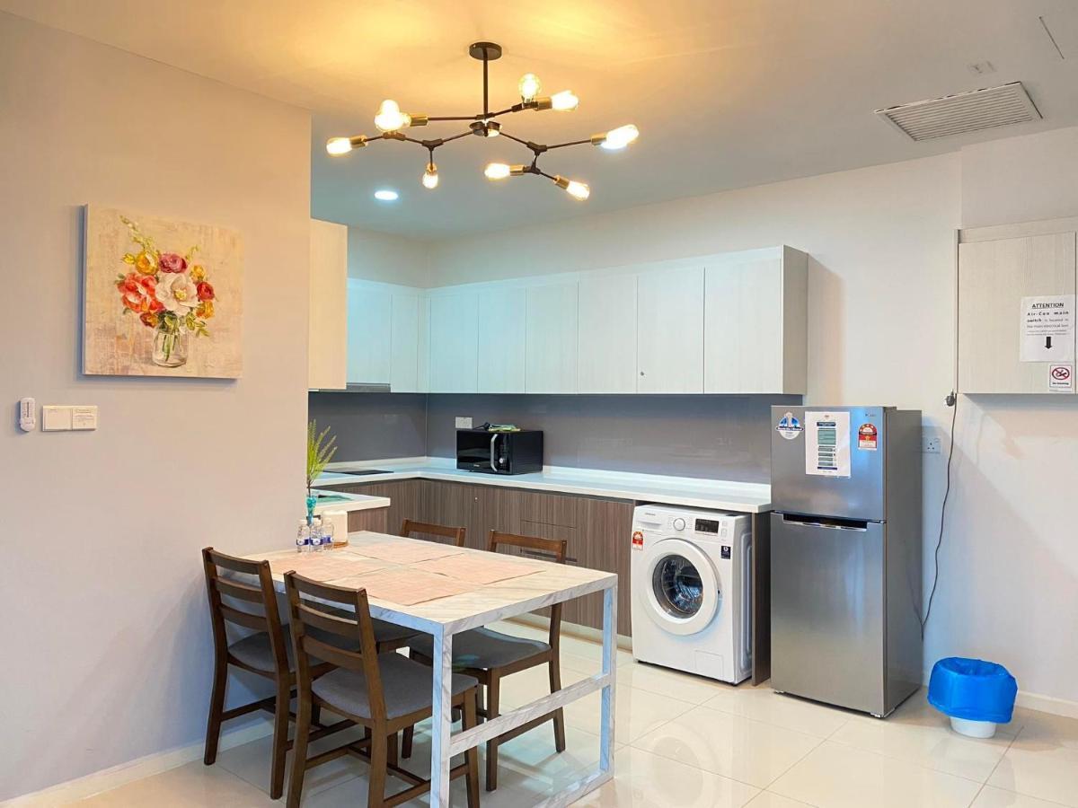 Suasana Jb At Jb Center Luxury Modern & Rustic 1Br Apt For Bussiness,Vacation Trips Johor Bahru Extérieur photo